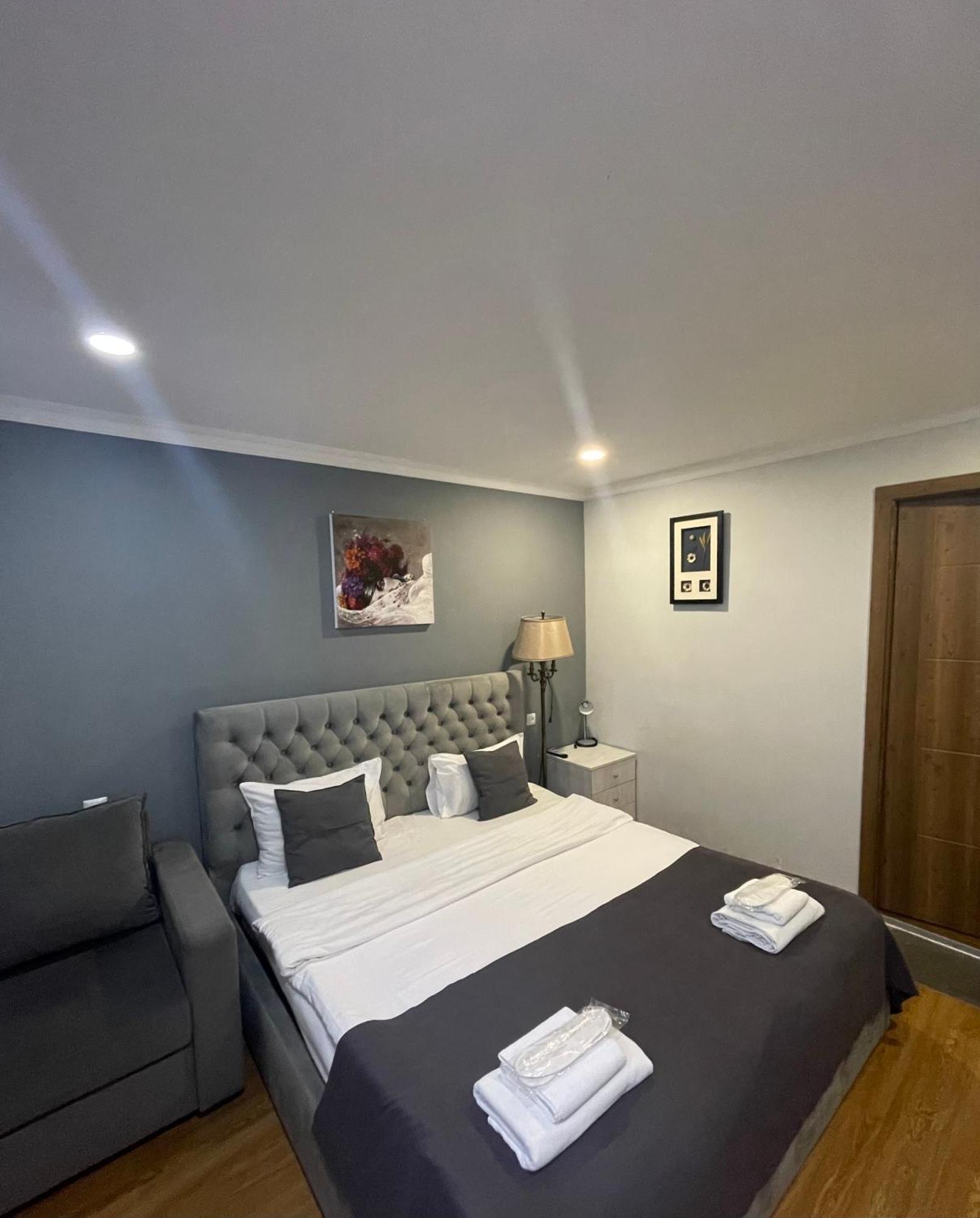 טביליסי Book Hotel מראה חיצוני תמונה